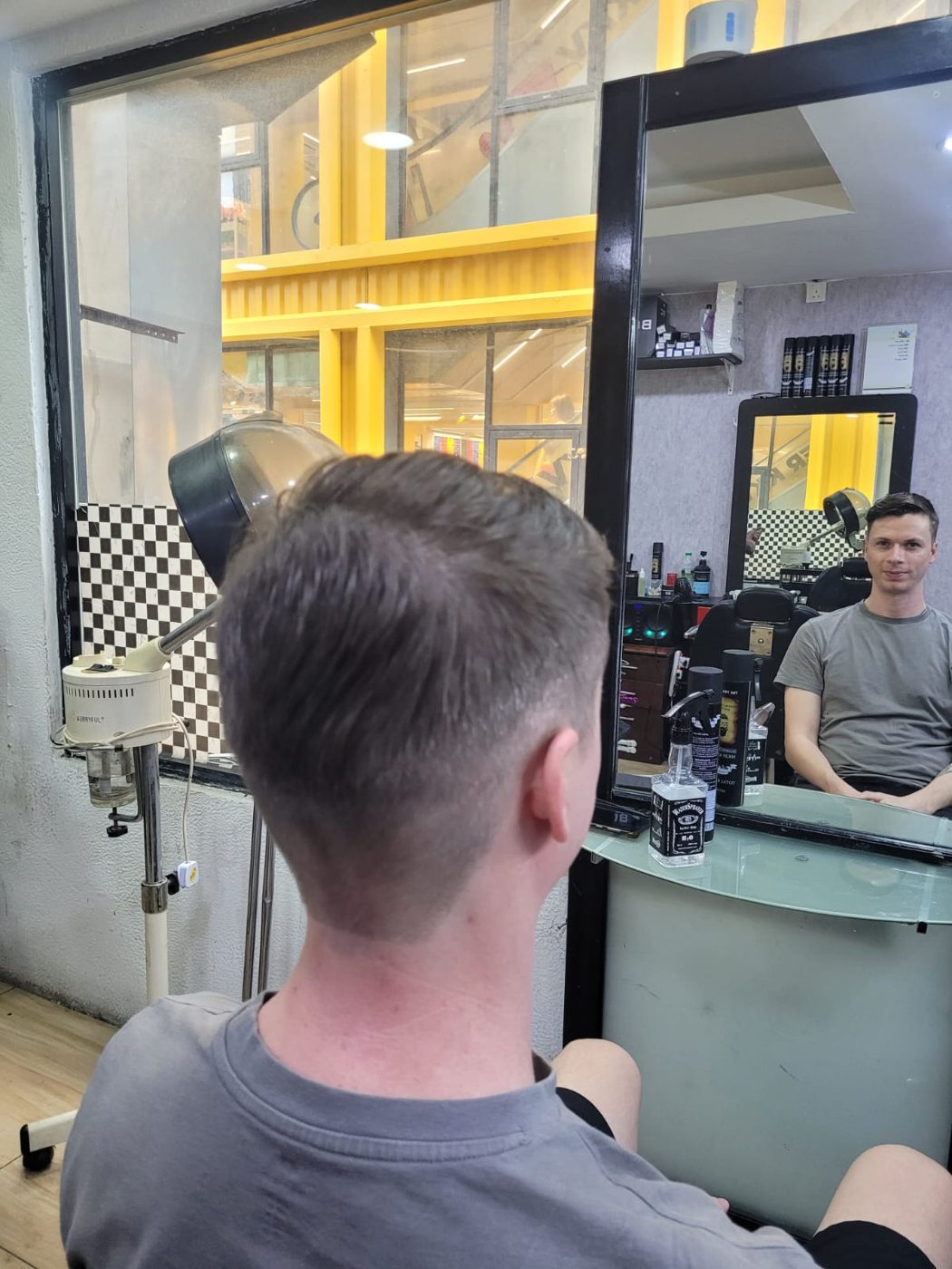 Fresh fade from behind